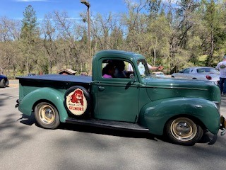 Dave and Carol's 1935 Pickup
